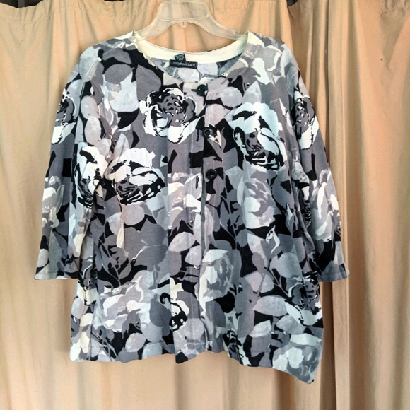 Casual Three-quarter Sleeve Swing Jacket - Picture 1 of 2